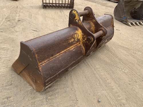slide-items-3