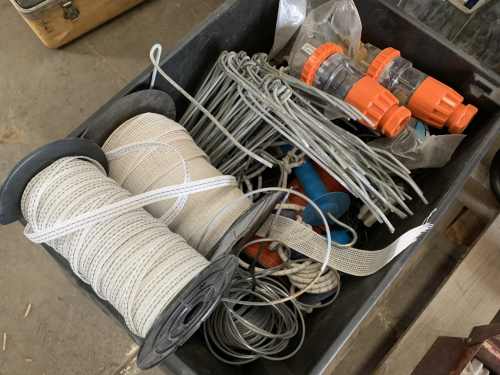slide-items-2