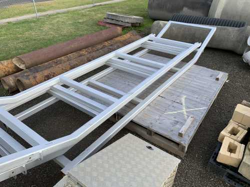 slide-items-2