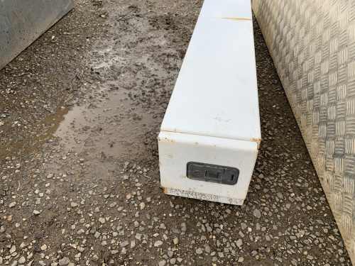 slide-items-1