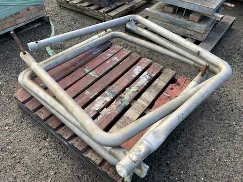 slide-items-3
