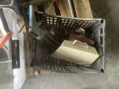 slide-items-3