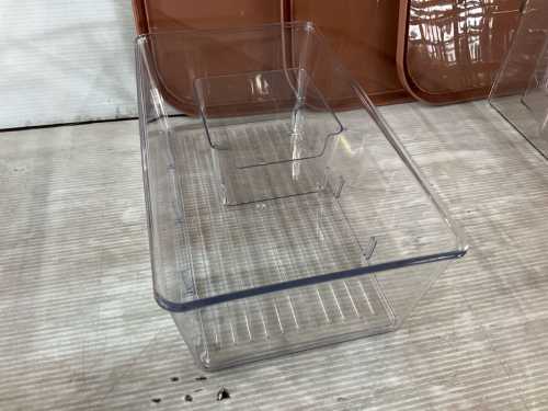 slide-items-3
