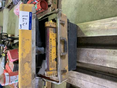 slide-items-4