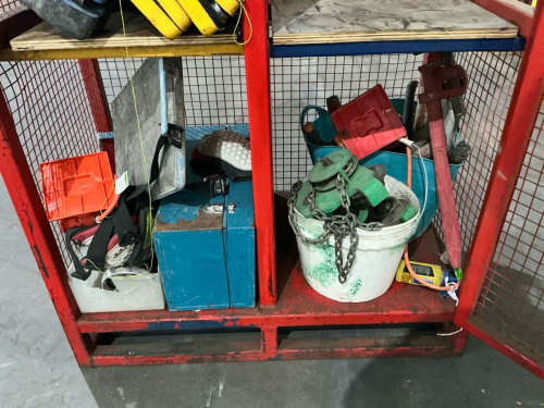 slide-items-3