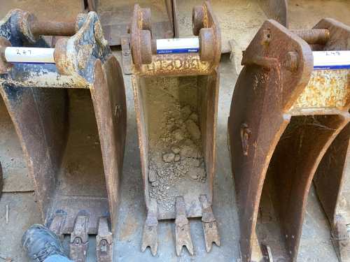 slide-items-2