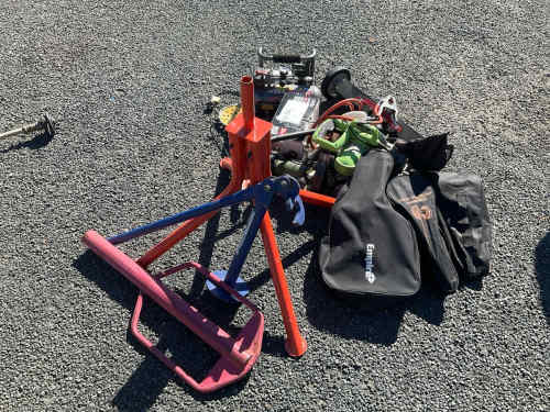 slide-items-3
