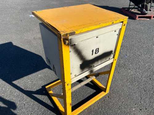 slide-items-1
