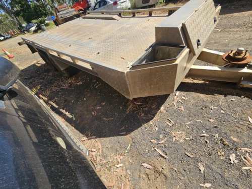 slide-items-0