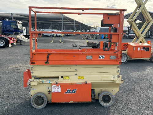 slide-items-3