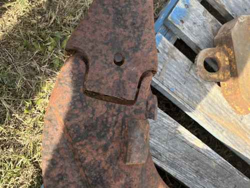 slide-items-3