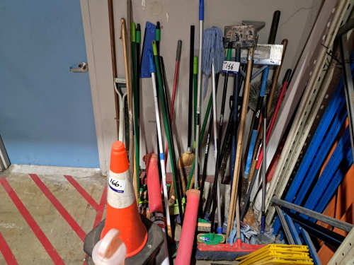 slide-items-3