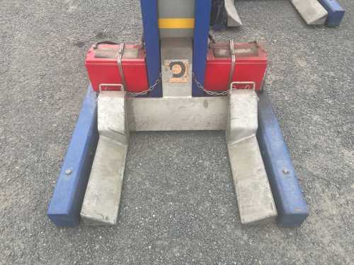 slide-items-4