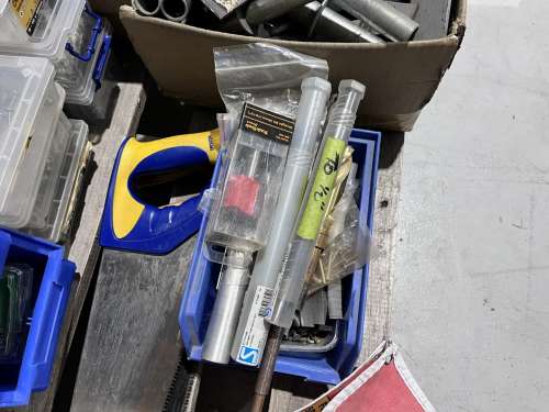 slide-items-3