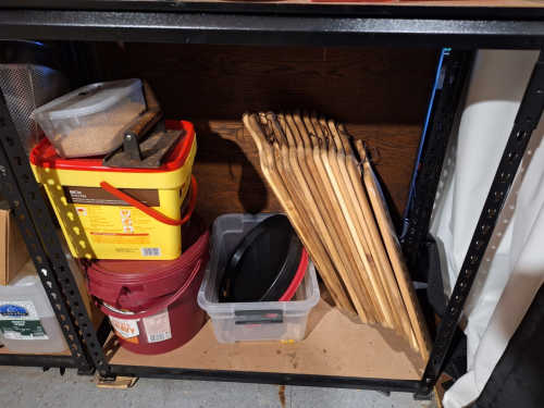 slide-items-3