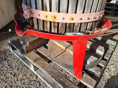 slide-items-4