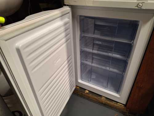 slide-items-1