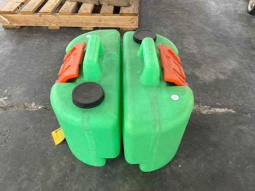slide-items-3