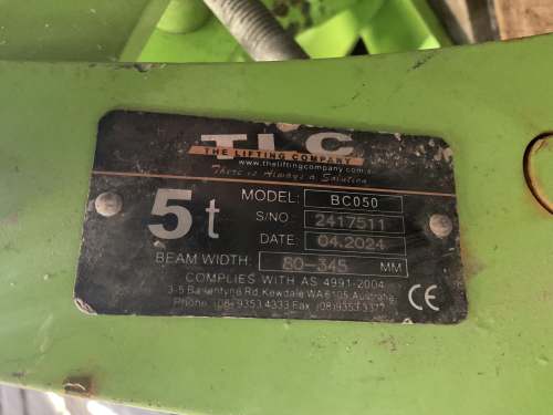 slide-items-4