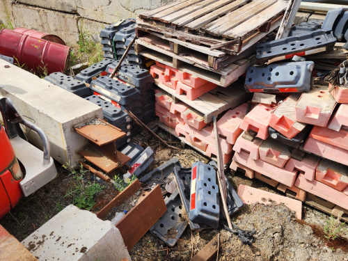 slide-items-4