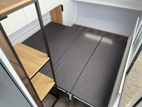slide-items-2