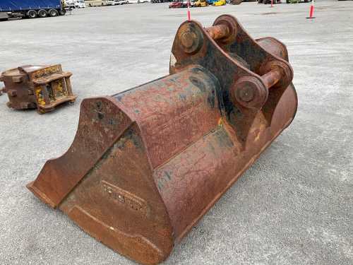 slide-items-3