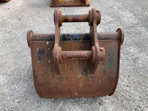 slide-items-4