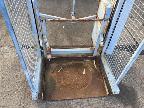 slide-items-1