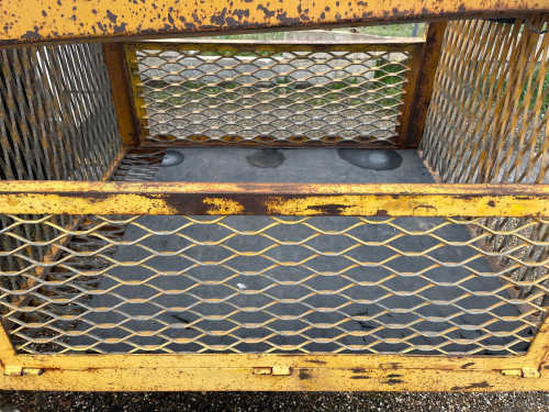 slide-items-1