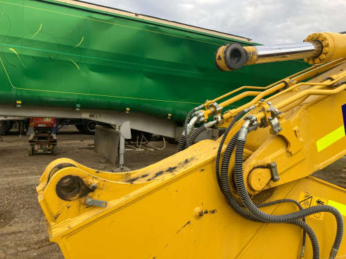 slide-items-3