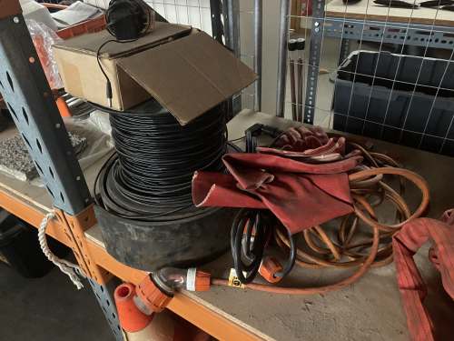 slide-items-2