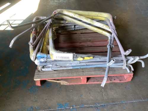 slide-items-3
