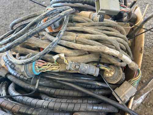 slide-items-3