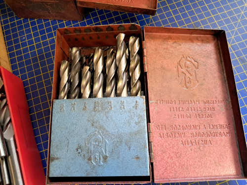 slide-items-1