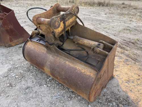 slide-items-3