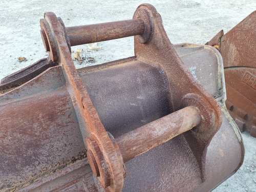 slide-items-4