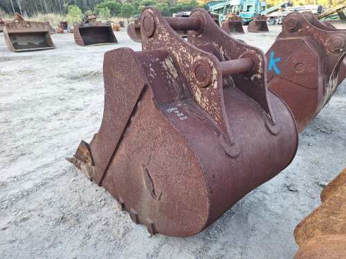 slide-items-2
