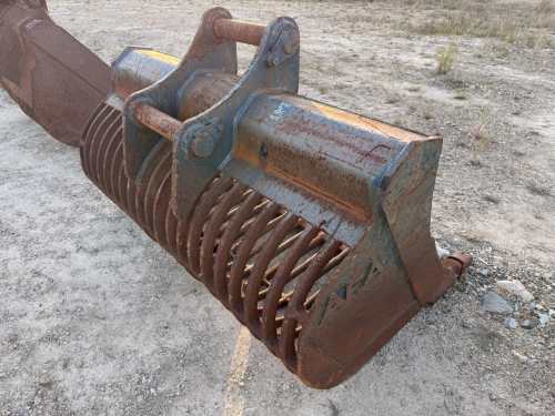 slide-items-3