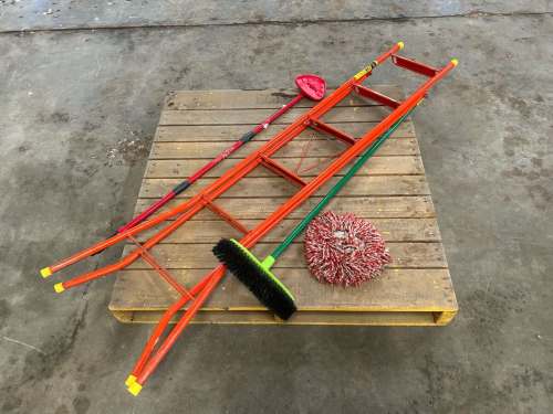 slide-items-3