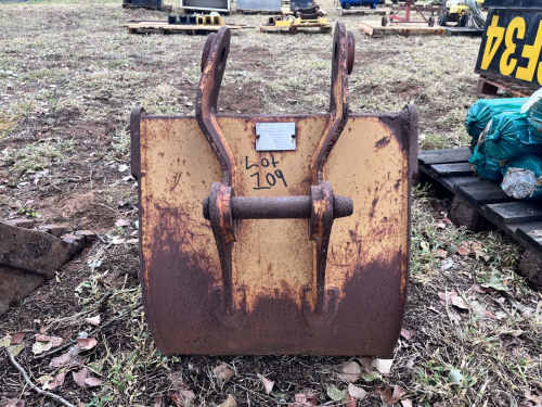 slide-items-4