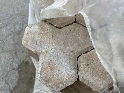 slide-items-4