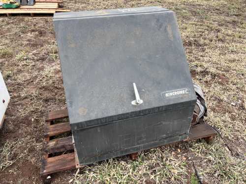 slide-items-3