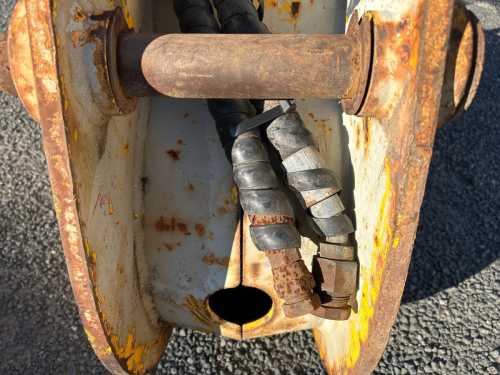 slide-items-3