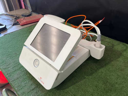 slide-items-3