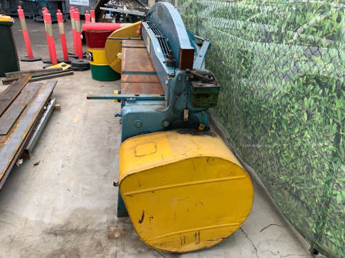 slide-items-3