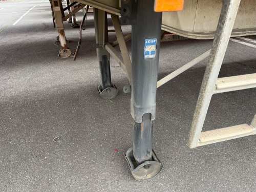 slide-items-2
