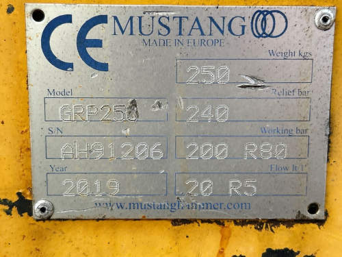 slide-items-3