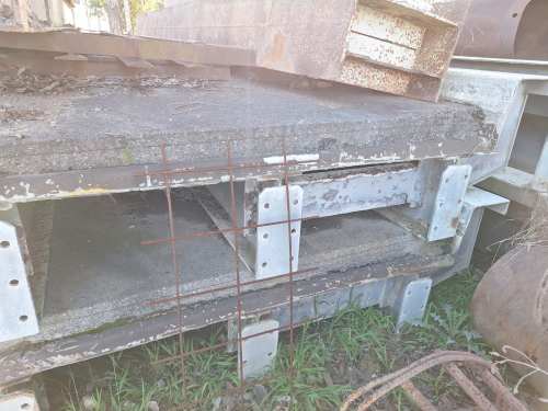 slide-items-3