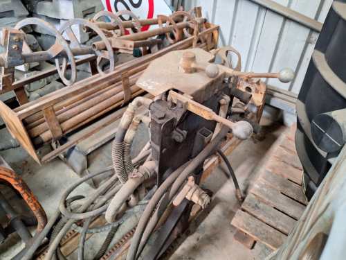 slide-items-2
