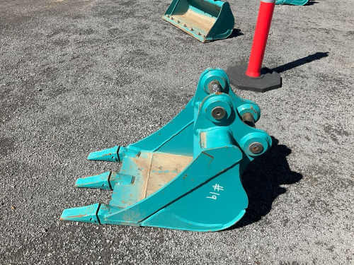 slide-items-3